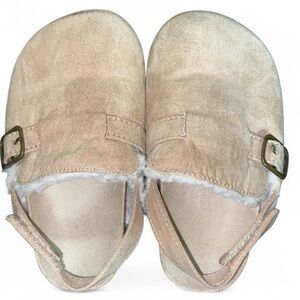 Old Navy • Tan • Clogs